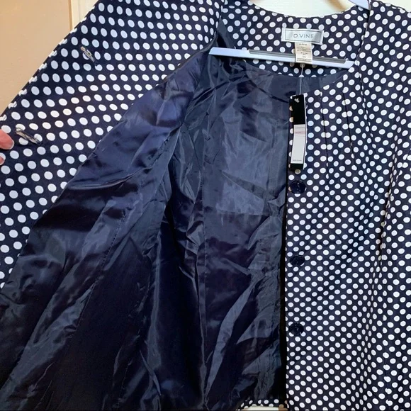 D. Vine Navy With White Polka Dots, Lined, 3/4 Sleeved Jacket, 22W, NWT - Picture 6 of 9
